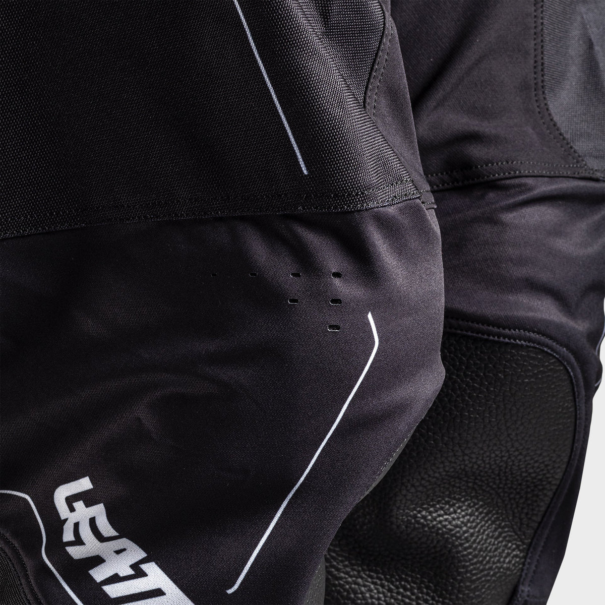 Moto 4.5 Pant